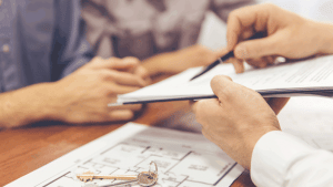 संपत्ति खरीदना क्यों सभी के लिए चिंता का विषय?