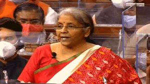 Budget 2021: टैक्सपेयर्स रहे खाली हाथ! मगर बुजुर्गों को मिली बड़ी सौगात