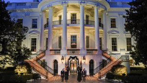 US में अब तक कोरोना ने ली 5 लाख लोगों की जान, किसी युद्ध ने नहीं पहुंचाई इतनी क्षति