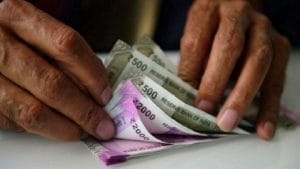 बैंक के डूबने पर नहीं डूबेगी आपकी गाढ़ी कमाई, अभी जानें इस जरूरी नियम को