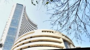 stock market : बढ़त के साथ खुला बाजार, IT शेयरों में देखने को मिल रही अच्‍छी खरीदारी