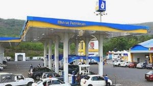 BPCL के निजीकरण में कई चीजें स्पष्ट नहींः फिच रेटिंग्स