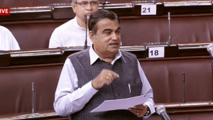 साल भर में खत्म होंगे देश के सभी Toll Plaza, GPS ट्रैकर से वसूले जाएंगे पैसे: गडकरी