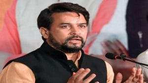 रणनीतिक विनिवेश में नौकरियां खत्म नहीं होंगीः ठाकुर