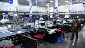 Bank Holidays: कल तक निपटा लें बैंकिंग से जुड़े काम, अगले 9 दिन में सिर्फ 2 दिन खुलेंगे बैंक