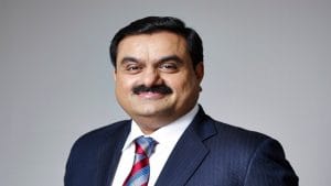 100 अरब डॉलर क्लब से बाहर हुआ अडानी ग्रुप, शेयरों पर लगा लोअर सर्किट