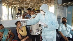 कोरोना संकट: एक दिन में 1.31 लाख नए मरीज, 780 लोगों की मौत