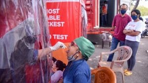 COVID-19 Update: एक दिन में 1.45 लाख से ज्यादा नए मामले, अब तक 9.8 करोड़ को लगी वैक्सीन