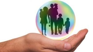 कोविड: इंश्योरेंस पॉलिसी में राइडर लेना कितना है जरूरी? यहां समझें अहमियत