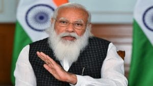 पहली बार माहिला लोको पायलट क्रू ने चलाई ऑक्सीजन एक्सप्रेस, PM मोदी ने की सराहना