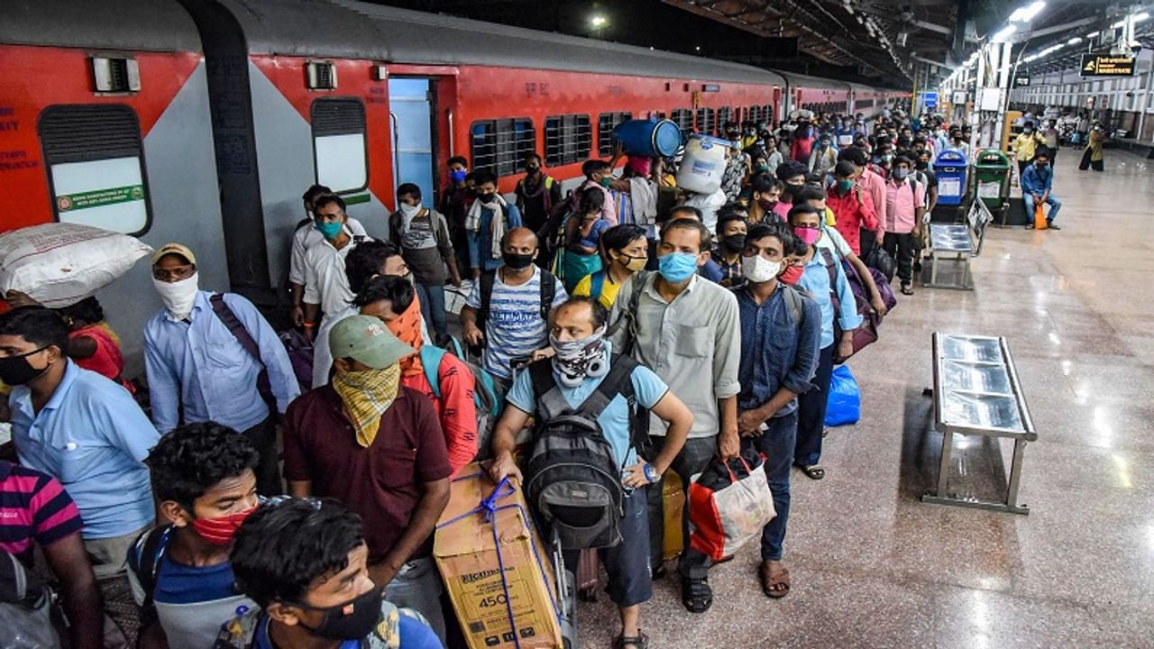 Indian Railway, ticketless passenger, fine, penalty, western railway, central railway, lockdown