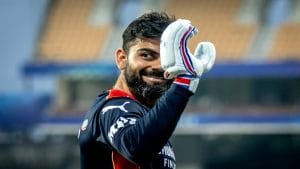 BCCI इन प्लेयर्स को दे रहा सबसे मोटी सैलरी, जानिए दुनिया में सबसे ज्यादा कमाई वाले खिलाड़ी कौन हैं