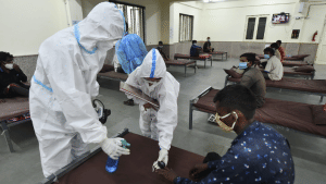 नेशनल कोविड हेल्पलाइन नंबर: कोरोना से जुड़ी किसी भी समस्या के लिए इन नंबरों पर करें कॉल