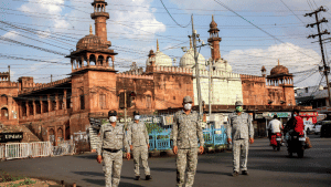 COVID-19 Update: एक दिन में कोरोना के 3.43 लाख नए मरीज और 4000 की मौत, कुल रिकवरी संख्या 2 करोड़ के पार