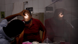 जिंक और आयरन की गोलियां खाने वाले हो जाएं सावधान, ये लापरवाही बना देगी Black Fungus का शिकार