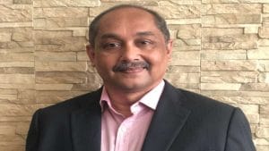 क्या मार्केट में अभी लगाना चाहिए पैसा, क्या कहते हैं दिग्गज इनवेस्टर अंबरीश बलिगा