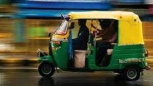 देश के इस राज्‍य में ऑटो चालकों ने कोरोना मरीजों के लिए शुरू की फ्री सर्विस