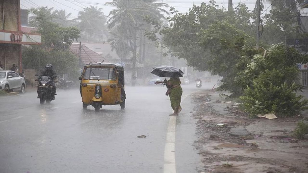 Cyclone, meteorological department, heavy rain, cyclone may hit, rain