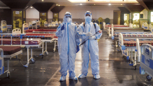 Coronavirus Cases: एक दिन में 67,208 नए मरीज और 2330 की मौत, रिकवरी रेट 96% के करीब पहुंचा