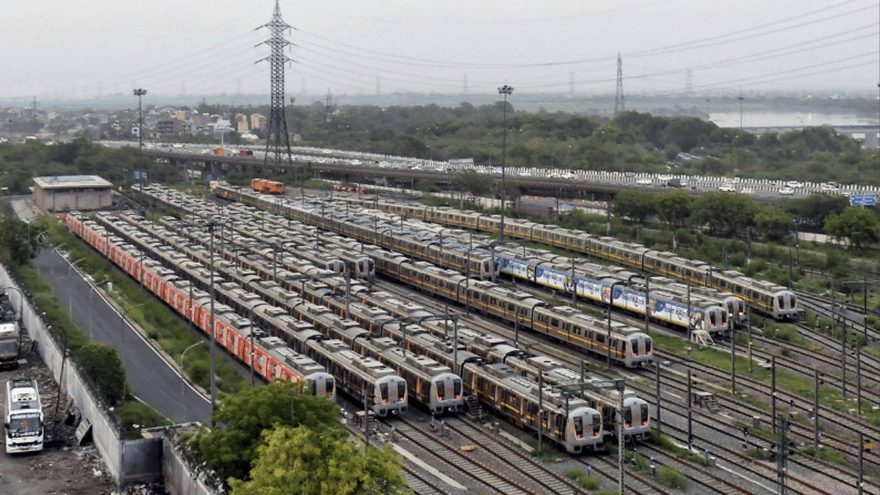 Delhi Metro, DMRC, Delhi Unlocking, Delhi Lockdown, Arvind Kejriwal, Metro service Delhi
