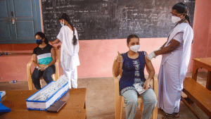 Coronavirus Cases: 48,698 नए मरीज और 1183 की मौत, एक्टिव मामले 2% से कम