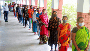 Coronavirus Cases: 46,617 नए मरीज और 853 की मौत, रिकवरी रेट 97% के पार