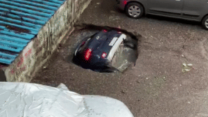 मुंबई में नाला निगल गया गाड़ी, ऐसे में इंश्योरेंस क्लेम मिलेगा?