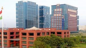 कई इन्वेस्टर्स को लुभा रही है भारत की पहली इंटरनेशनल फाइनेंस सिटी