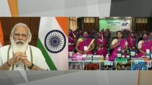 आत्मनिर्भर नारी-शक्ति से संवाद कार्यक्रम में शामिल हुए पीएम मोदी