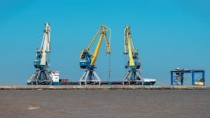 Oil Imports Bill: Q1 में तेल आयात पर हुआ तिगुना खर्च