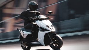 सिंपल एनर्जी का दावा, बिना प्रमोशन ई-स्कूटर ONE को मिली 30,000 से अधिक प्री-बुकिंग