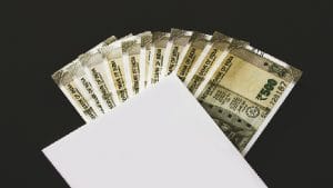 7th Pay Commission news: केंद्रीय कर्मचारियों को जल्द मिलेगी खुशखबरी, DA में होगी इतनी बढ़ोत्तरी