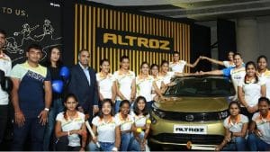 Tokyo Olympics में पदक से चूके खिलाड़ियों को Tata Motors ने दिया शानदार गिफ्ट, लोगों ने की तारीफ