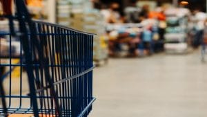 कोरोना ने बदल दिया लोगों की खरीदारी का तौर-तरीका, अब इन प्रोडक्ट्स को दे रहे तरजीह