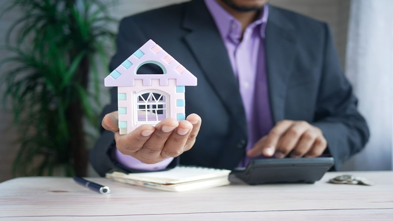 here's how to choose the most suitable emi and tenure of home loan