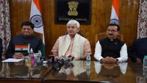 भारत को विश्व शक्ति बनाने में मदद करेंगी जम्मू कश्मीर की विकास परियोजनाएं: पीयूष गोयल