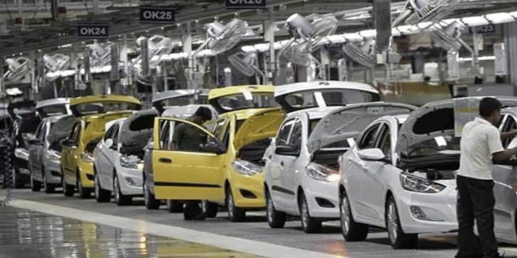 कम हो रही छोटी कारों की बिक्री, बढ़ने लगी SUV की डिमांड