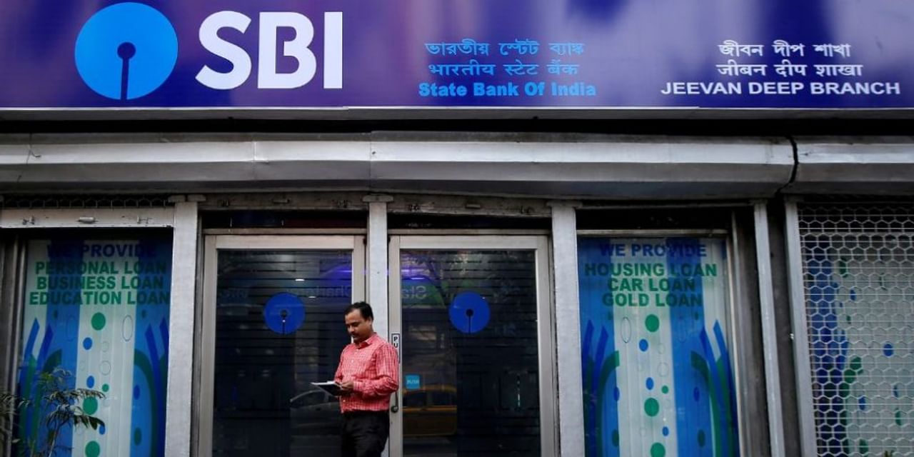 SBI ने दिया ग्राहकों को नए साल का तोहफा, बढ़ाई FDकी ब्‍याज दरें