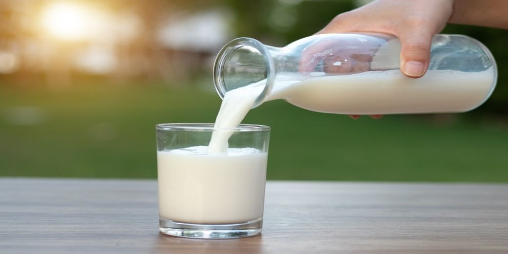 दुग्ध उत्पादन में अव्वल देश में क्यों महंगा हो रहा दूध?