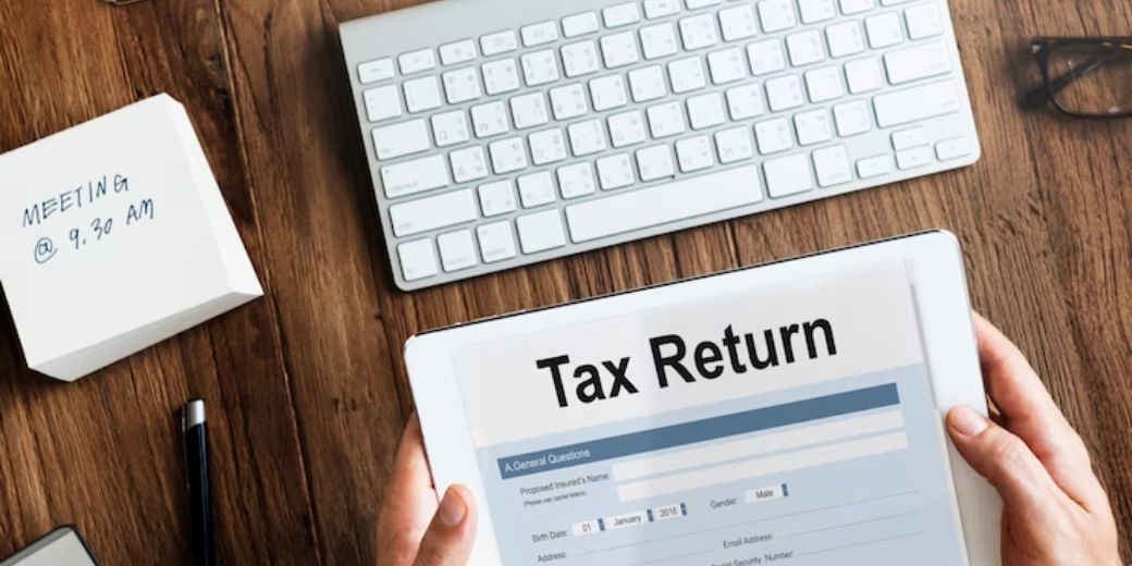 आयकर रिटर्न का फॉर्म कैसे भरें?