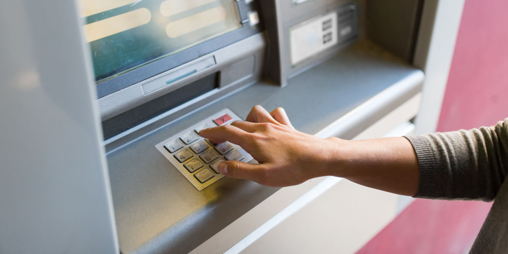 ATM में आने वालों की संख्या तो घटी फिर कैसे निकला ज्यादा कैश?