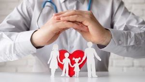 हेल्थ इंश्योरेंस में बड़े काम के ये फीचर