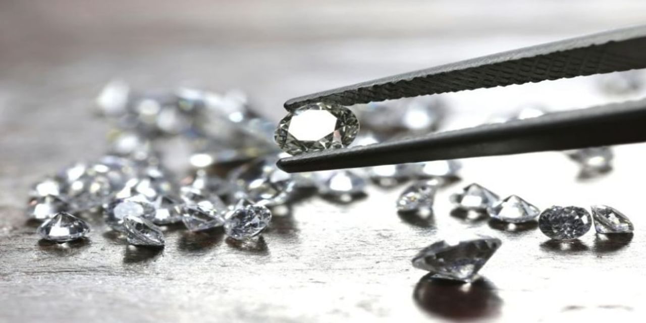 5 साल के निचले स्तर पर पहुंच सकता है हीरा निर्यात