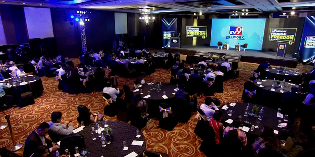 Financial Freedom Summit 2024 Live: दिग्गजों के महाकुंभ का आगाज, पूछिए अपनी जेब से जुड़े हर सवाल