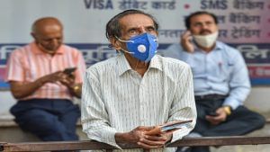 Market tumbles for 5th straight session; Sensex tanks 536 points