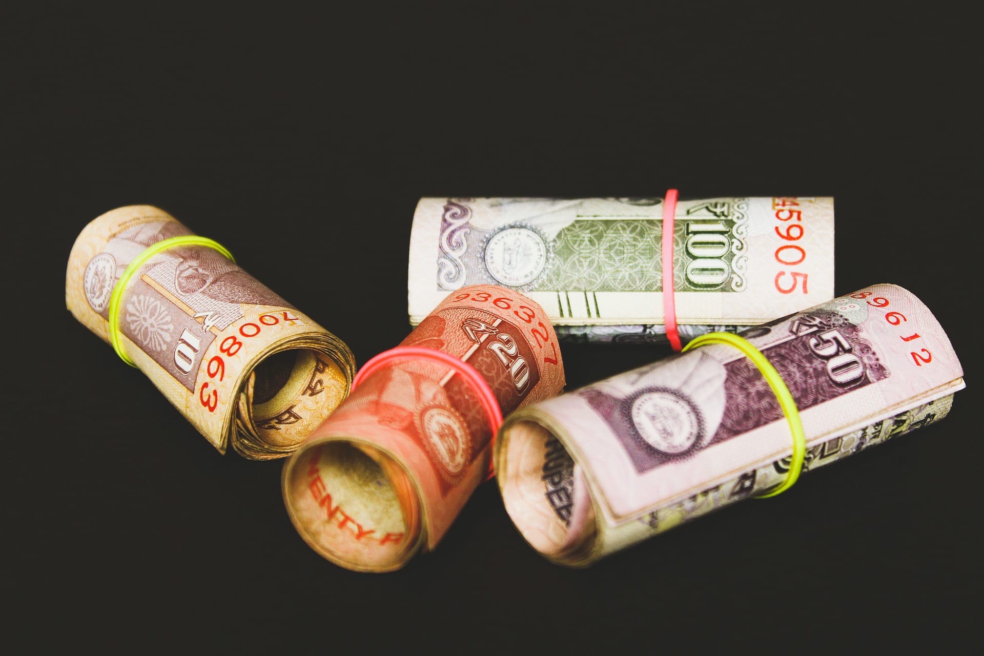 Notes in circulation go up on account of precautionary holding of cash: RBI