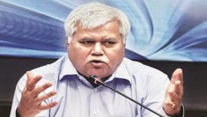 CoWIN registration for 18+ from 4 PM today; vaccine choice available