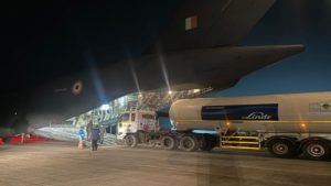 Easing oxygen woes: Linde India says it is bringing cryogenic tankers from Singapore, China, Thailand