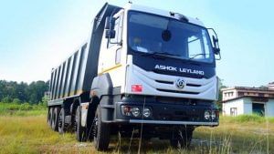 अशोक लेलैंड की अप्रैल में कुल बिक्री छह प्रतिशत घटकर 13,421 इकाई