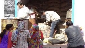 Uttar Pradesh government to begin distribution of free ration for three months to poor, migrant workers